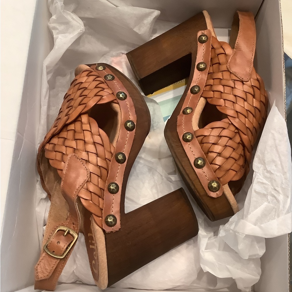 Never worn. Beautiful vintage design Braided Leather Block Heel Sandals